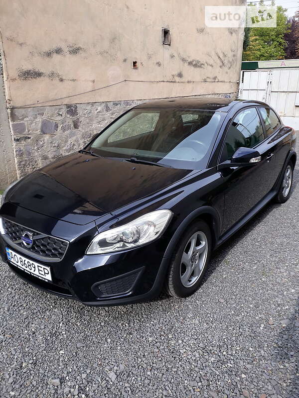 Хэтчбек Volvo C30 2010 в Мукачево