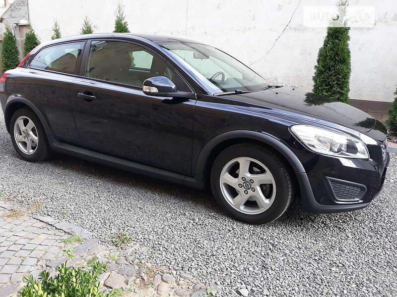 Хэтчбек Volvo C30 2010 в Мукачево