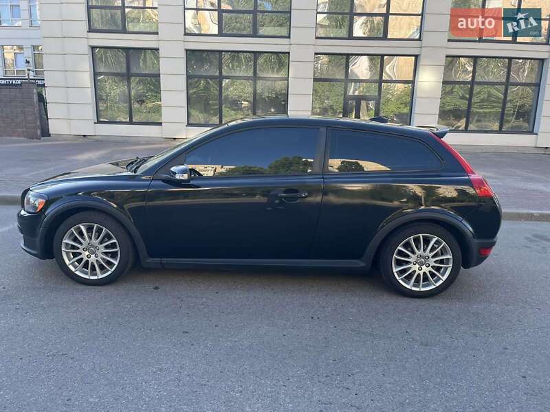 Хэтчбек Volvo C30 2008 в Киеве фото 5 Хэтчбек Volvo C30 2008 в Киеве
