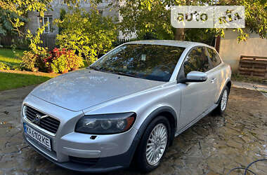 Хэтчбек Volvo C30 2008 в Киеве