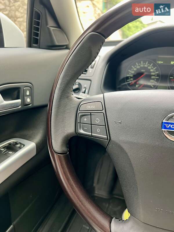Хэтчбек Volvo C30 2011 в Тернополе фото 69 Хэтчбек Volvo C30 2011 в Тернополе