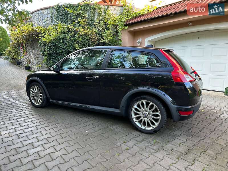 Хэтчбек Volvo C30 2007 в Киеве