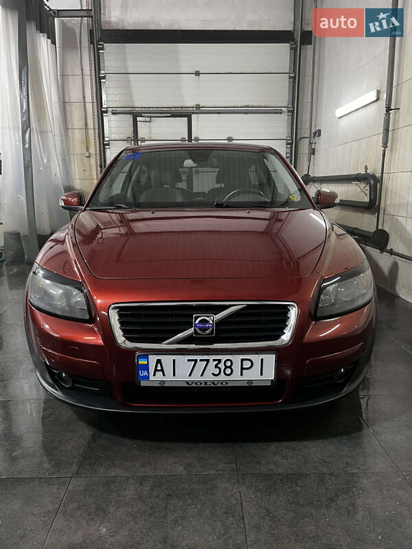 Хэтчбек Volvo C30 2007 в Киеве