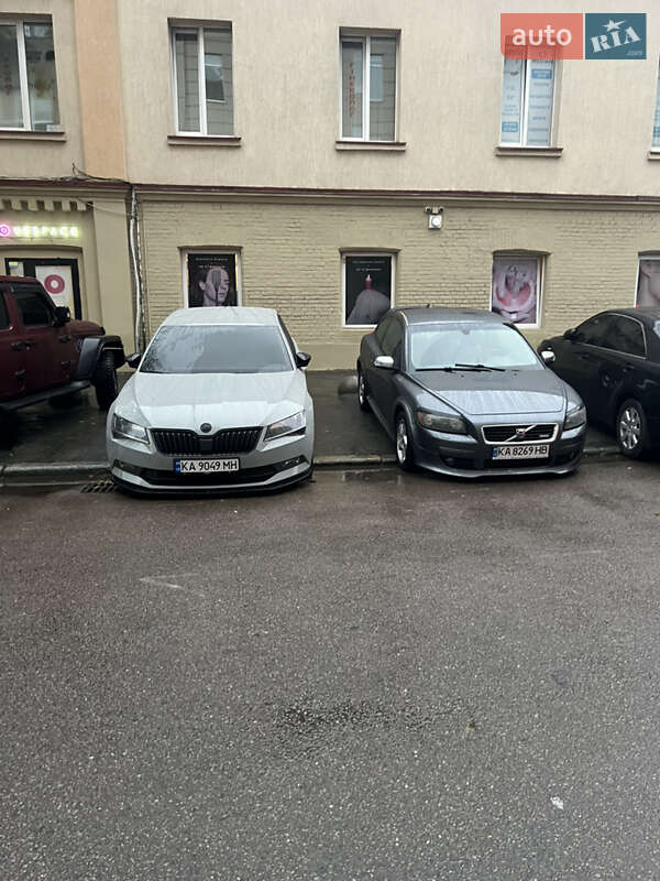 Хэтчбек Volvo C30 2008 в Киеве фото 32 Хэтчбек Volvo C30 2008 в Киеве