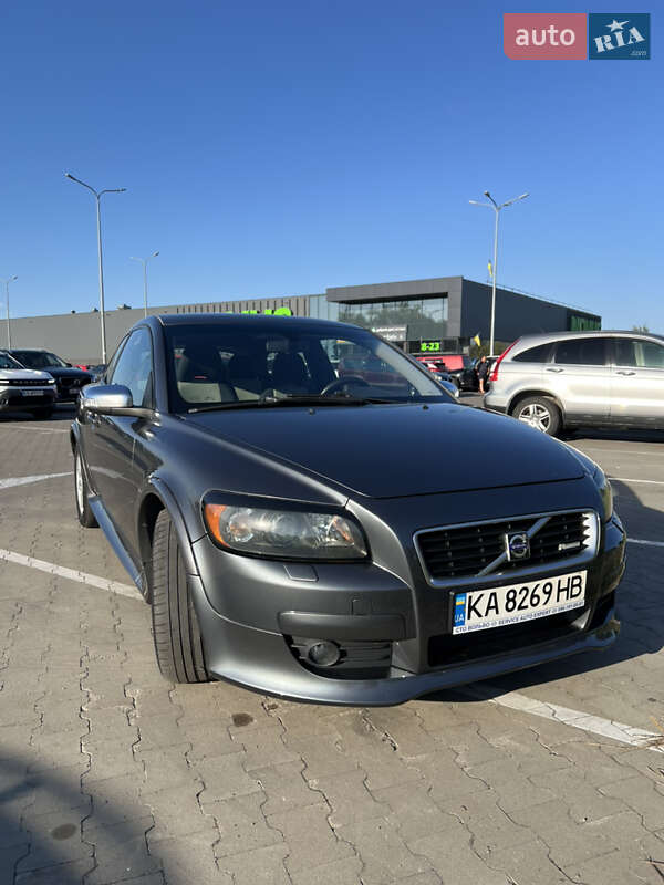 Хэтчбек Volvo C30 2008 в Киеве фото 25 Хэтчбек Volvo C30 2008 в Киеве