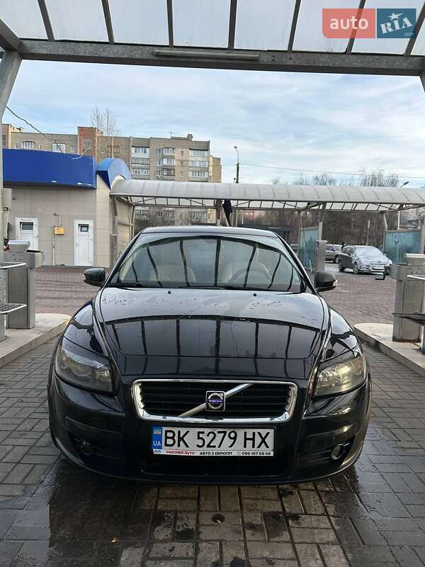 Хэтчбек Volvo C30 2009 в Луцке