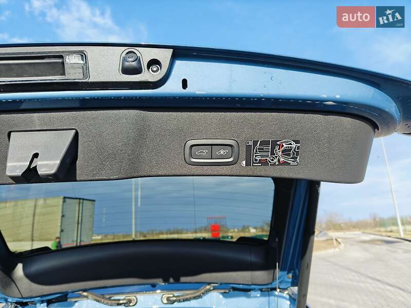 Позашляховик / Кросовер Volvo C40 Recharge 2022 в Одесі