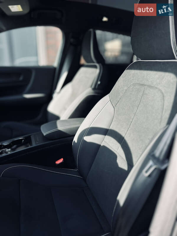 Внедорожник / Кроссовер Volvo C40 Recharge 2022 в Киеве