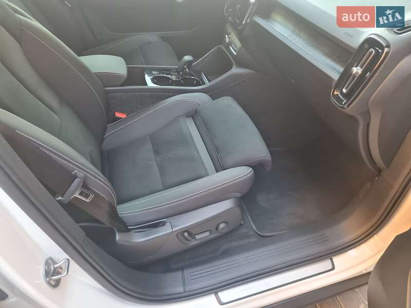 Внедорожник / Кроссовер Volvo C40 Recharge 2022 в Одессе