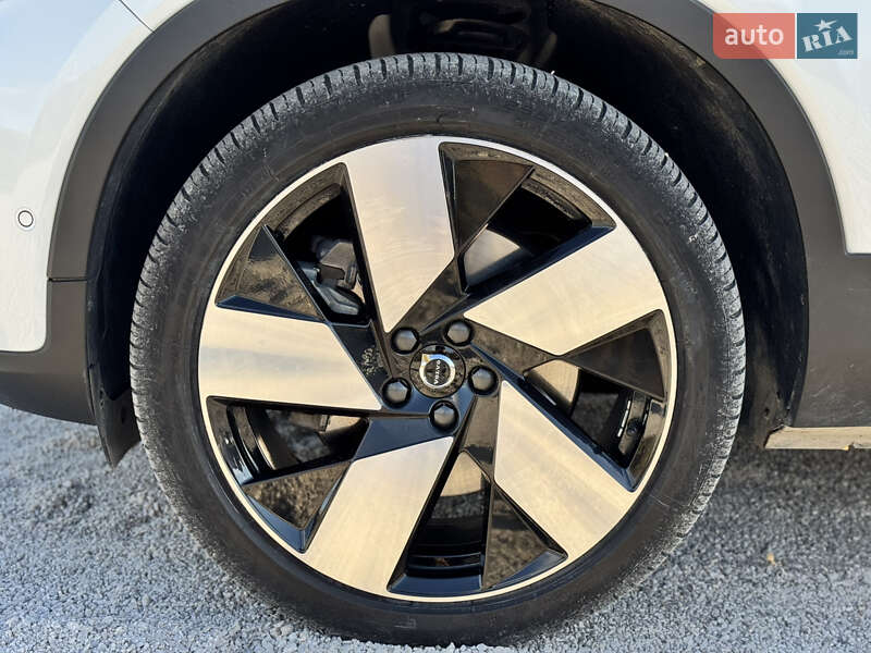 Внедорожник / Кроссовер Volvo C40 Recharge 2023 в Днепре