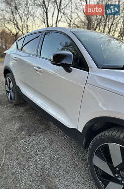 Внедорожник / Кроссовер Volvo C40 Recharge 2023 в 