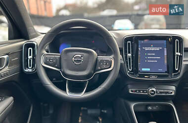 Позашляховик / Кросовер Volvo C40 Recharge 2023 в 
