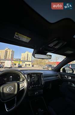 Внедорожник / Кроссовер Volvo C40 Recharge 2022 в 