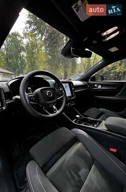 Внедорожник / Кроссовер Volvo C40 Recharge 2022 в 