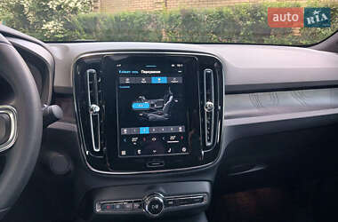 Внедорожник / Кроссовер Volvo C40 Recharge 2022 в 
