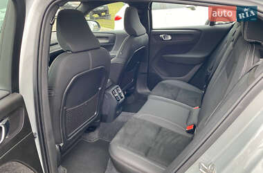 Внедорожник / Кроссовер Volvo C40 Recharge 2024 в 