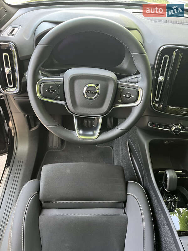 Внедорожник / Кроссовер Volvo C40 Recharge 2022 в Ровно