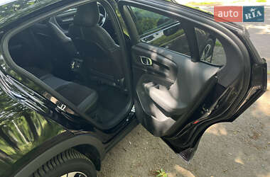 Позашляховик / Кросовер Volvo C40 Recharge 2022 в 