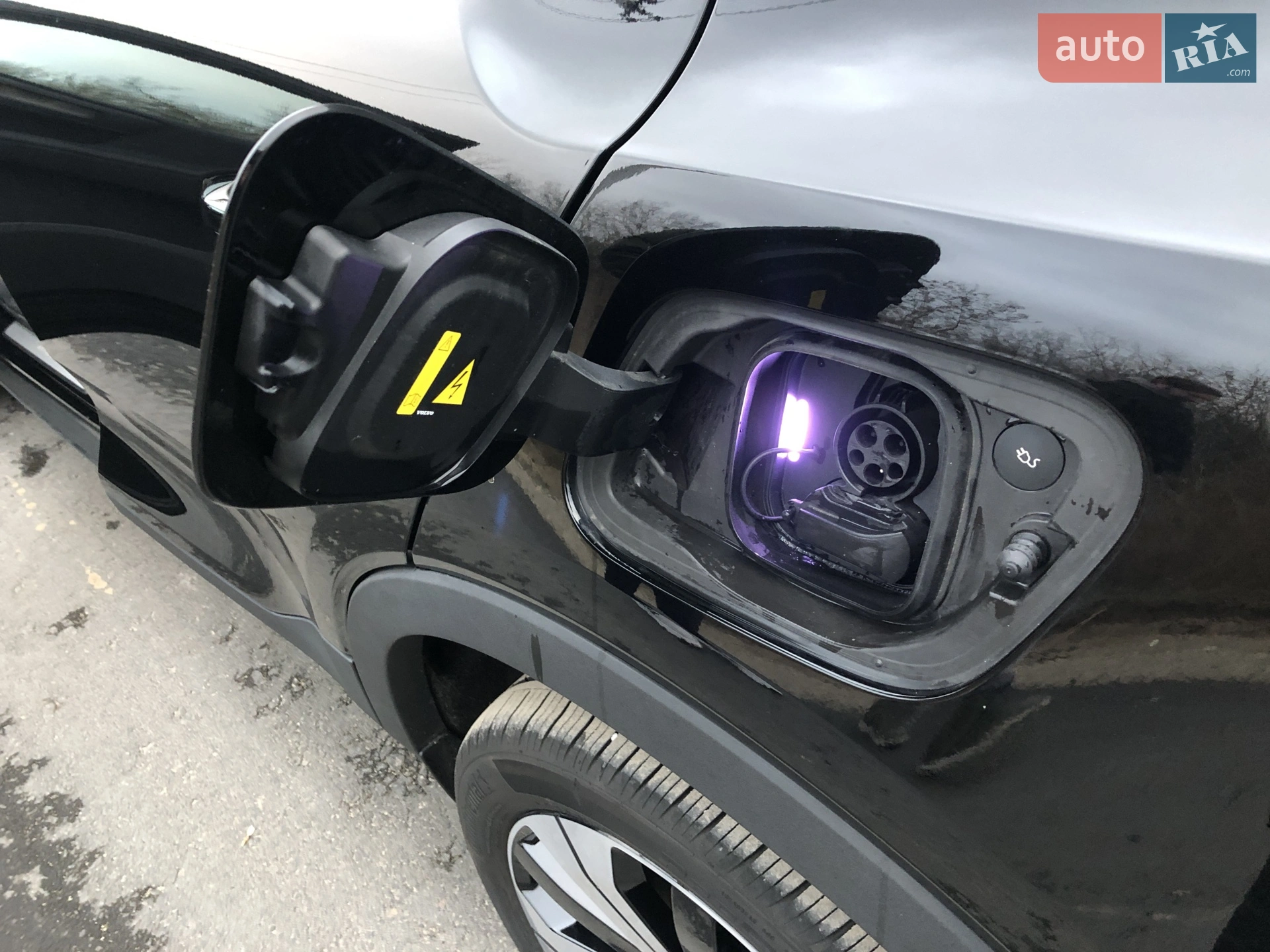 2022 Volvo C40 - мініатюра 13