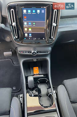 Внедорожник / Кроссовер Volvo C40 Recharge 2022 в 