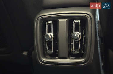 Внедорожник / Кроссовер Volvo C40 Recharge 2022 в 