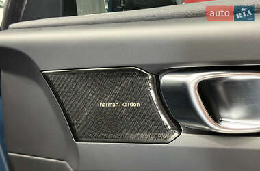 Внедорожник / Кроссовер Volvo C40 Recharge 2022 в 