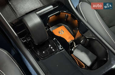 Внедорожник / Кроссовер Volvo C40 Recharge 2022 в 