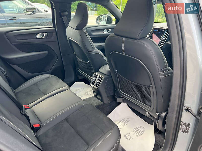 Внедорожник / Кроссовер Volvo C40 Recharge 2024 в Житомире