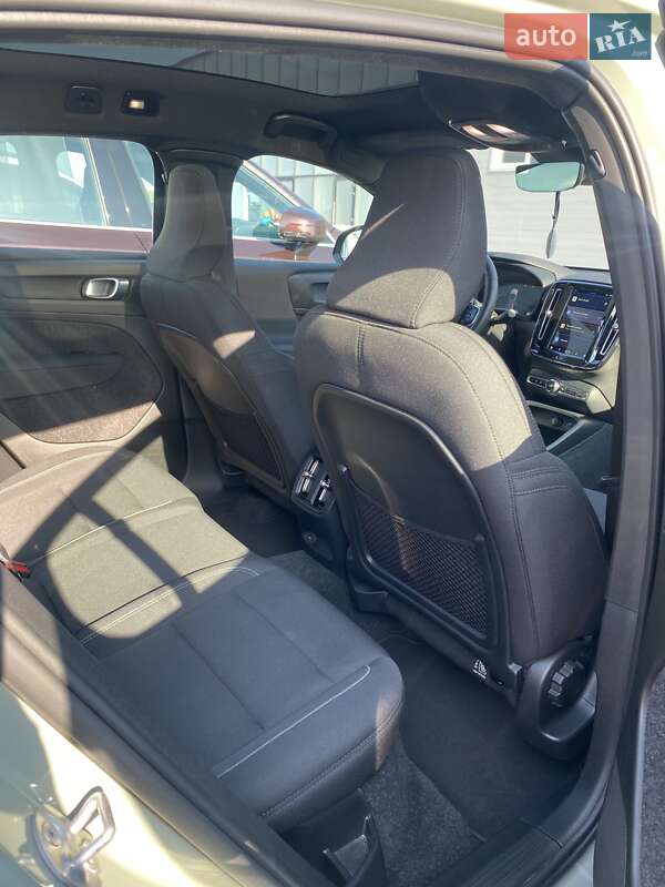 Внедорожник / Кроссовер Volvo C40 Recharge 2023 в Львове фото 15 Внедорожник / Кроссовер Volvo C40 Recharge 2023 в Львове