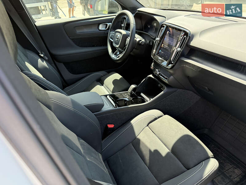 Позашляховик / Кросовер Volvo C40 Recharge 2023 в Сумах