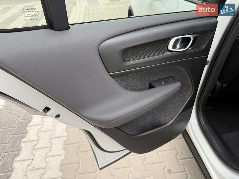 Внедорожник / Кроссовер Volvo C40 Recharge 2023 в Киеве