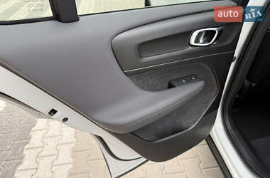 Внедорожник / Кроссовер Volvo C40 Recharge 2023 в 