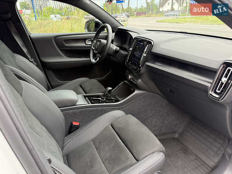Внедорожник / Кроссовер Volvo C40 Recharge 2023 в Киеве