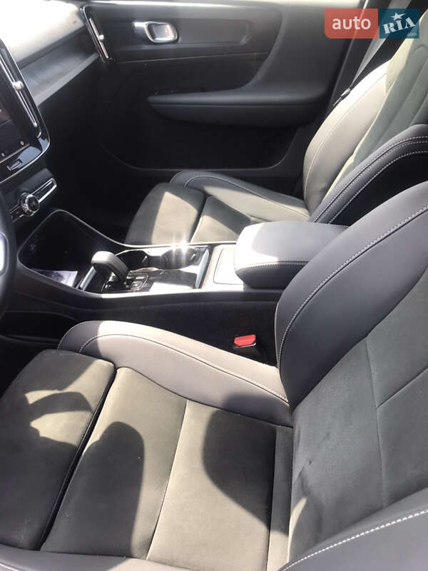 Внедорожник / Кроссовер Volvo C40 Recharge 2023 в Львове