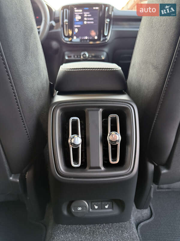 Внедорожник / Кроссовер Volvo C40 Recharge 2022 в Одессе