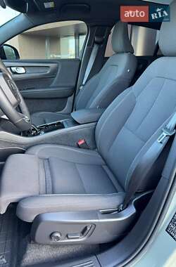 Внедорожник / Кроссовер Volvo C40 Recharge 2023 в 