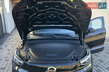 Внедорожник / Кроссовер Volvo C40 Recharge 2022 в 