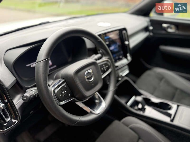 Внедорожник / Кроссовер Volvo C40 Recharge 2022 в Ровно