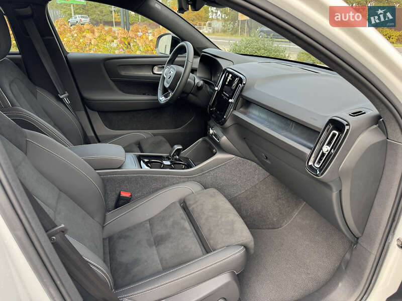 Внедорожник / Кроссовер Volvo C40 Recharge 2023 в Киеве фото 39 Внедорожник / Кроссовер Volvo C40 Recharge 2023 в Киеве