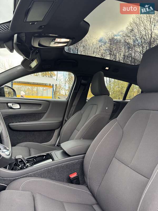 Внедорожник / Кроссовер Volvo C40 Recharge 2023 в Долине фото 12 Внедорожник / Кроссовер Volvo C40 Recharge 2023 в Долине