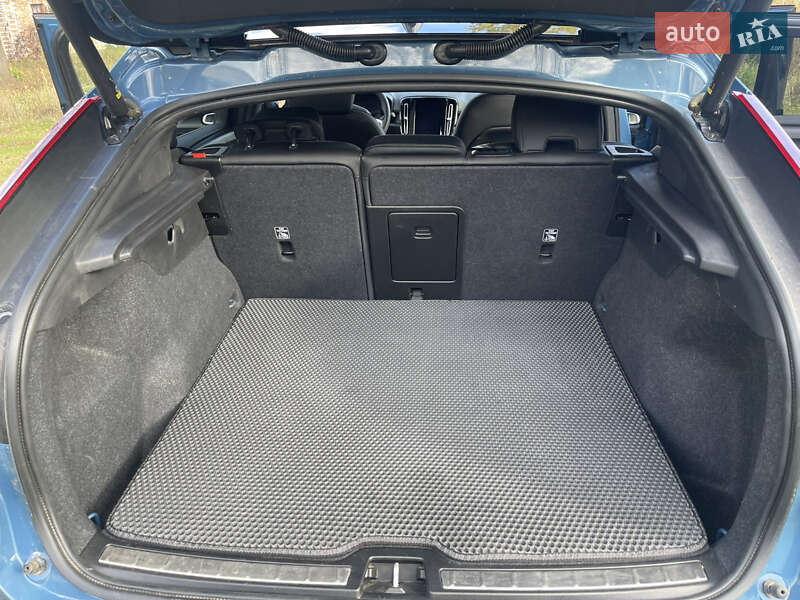 Позашляховик / Кросовер Volvo C40 Recharge 2022 в Вінниці