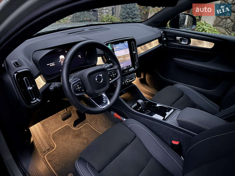 Внедорожник / Кроссовер Volvo C40 Recharge 2023 в Ровно