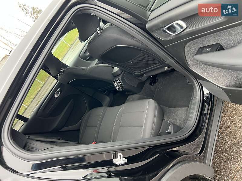 Внедорожник / Кроссовер Volvo C40 Recharge 2022 в Ковеле