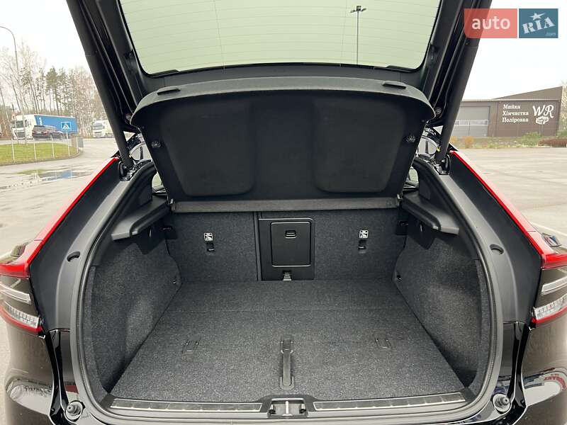 Внедорожник / Кроссовер Volvo C40 Recharge 2022 в Ковеле