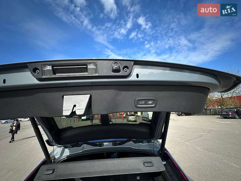 Внедорожник / Кроссовер Volvo C40 Recharge 2022 в Киеве