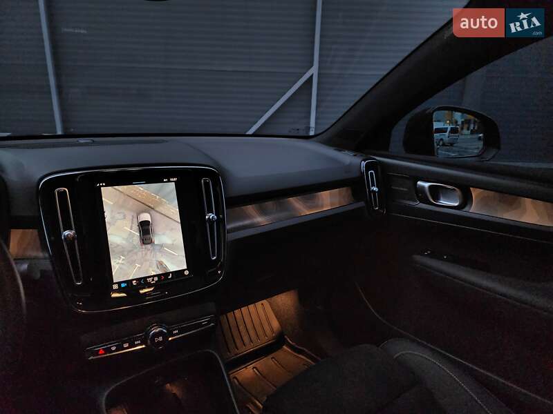 Позашляховик / Кросовер Volvo C40 Recharge 2022 в Києві