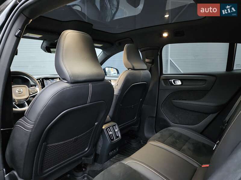 Позашляховик / Кросовер Volvo C40 Recharge 2022 в Києві