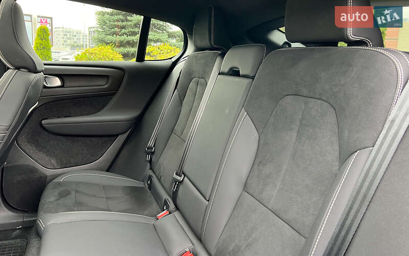 Позашляховик / Кросовер Volvo C40 Recharge 2023 в Львові