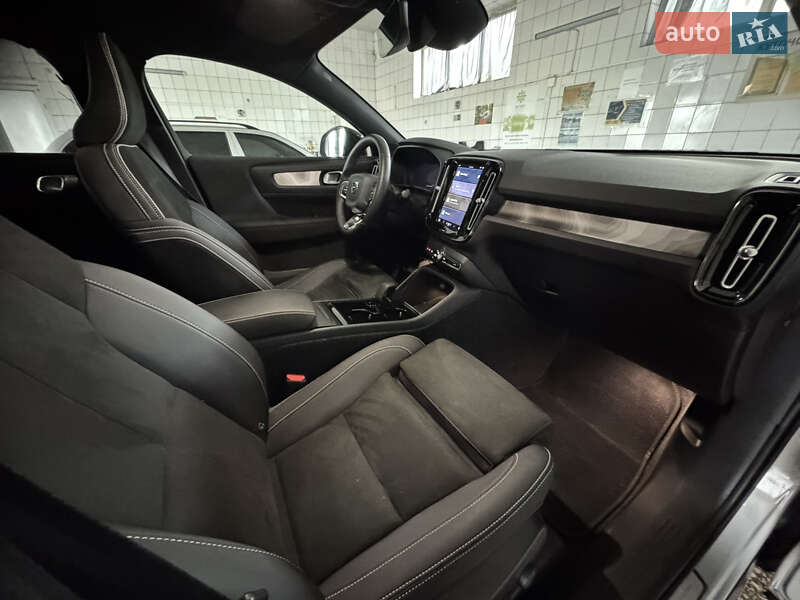 Внедорожник / Кроссовер Volvo C40 Recharge 2022 в Виннице фото 13 Внедорожник / Кроссовер Volvo C40 Recharge 2022 в Виннице