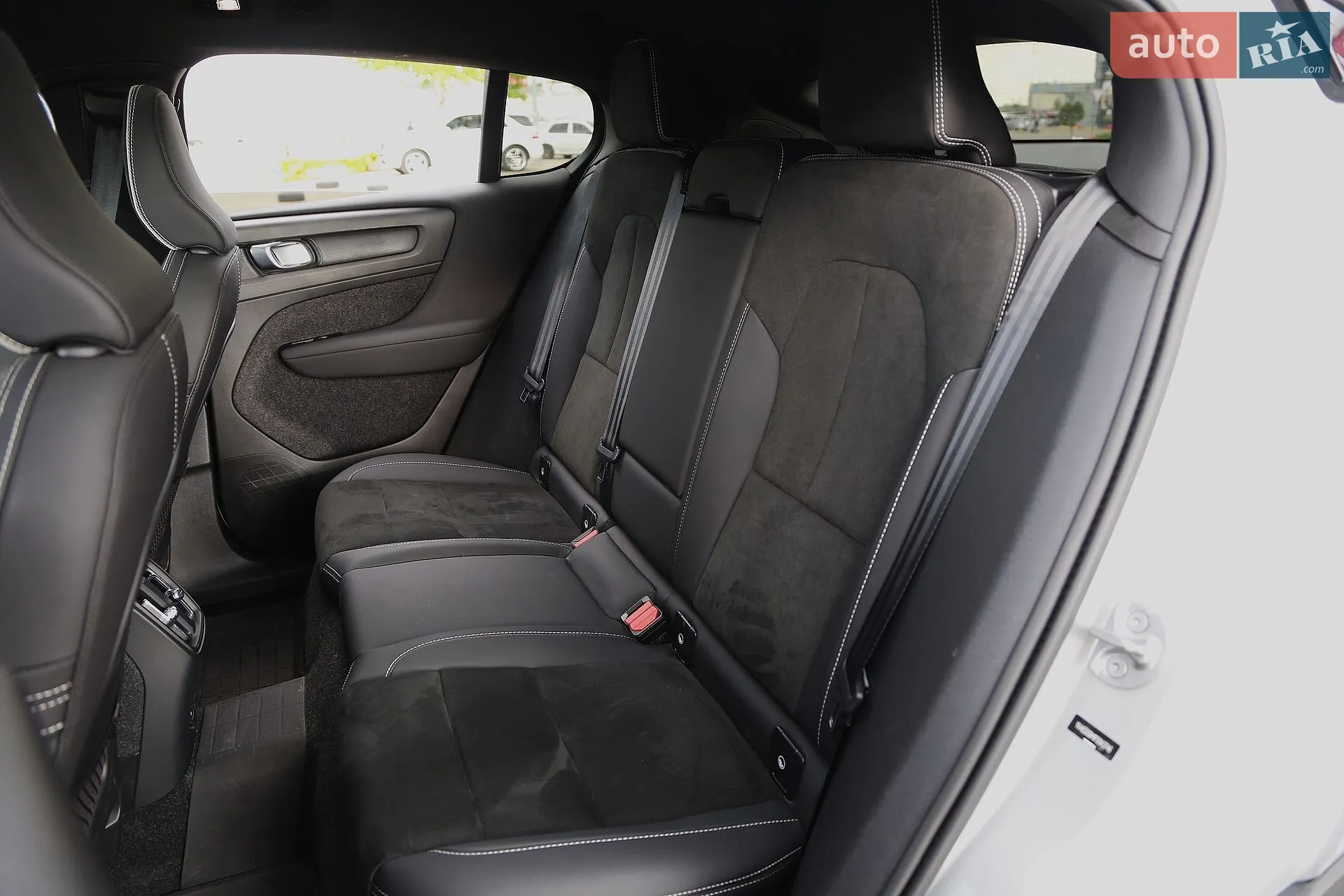 2022 Volvo C40 - мініатюра 10